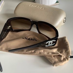 CHANEL Brown & Mother of Pearl Sunglasses